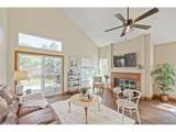 2324 Meadows Ln - Photo 4