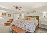 5565 Buchanan St - Photo 36