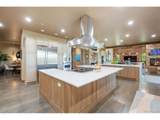 2607 Hawken Dr - Photo 3