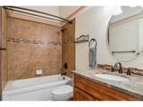 12596 Mann Creek Ct - Photo 13