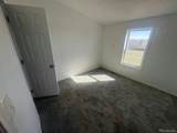 823 7th St - Photo 3