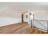 421 Chestnut St - Photo 19