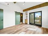421 Chestnut St - Photo 22