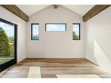 421 Chestnut St - Photo 24