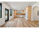 421 Chestnut St - Photo 39