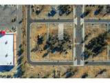 220 Roman Ln - Photo 3