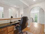 2819 Canyon Crest Dr - Photo 27