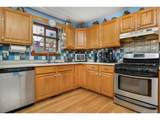 105 Surrey St - Photo 12