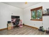 105 Surrey St - Photo 17
