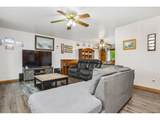 105 Surrey St - Photo 7