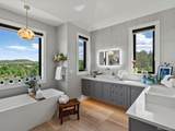 6560 Crestbrook Dr - Photo 19