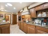 1860 Willow Ln - Photo 10
