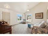 5086 Miriam Ln - Photo 4