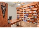 9208 Yegge Rd - Photo 18
