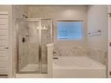 1841 Holloway Dr - Photo 8