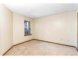 995 Miller St - Photo 16