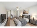 580 Clinton St - Photo 10