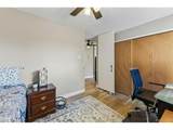 650 Clinton St - Photo 15