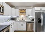 650 Clinton St - Photo 3