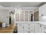 650 Clinton St - Photo 4