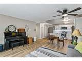 650 Clinton St - Photo 9