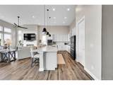 3303 Carabiner St - Photo 8