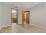 1074 Dearborn St - Photo 18