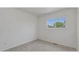 905 Costilla St - Photo 17