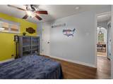 4736 Estes St - Photo 17