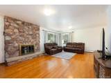 1045 Cody St - Photo 15