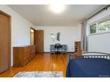 1045 Cody St - Photo 29