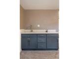 1045 Cody St - Photo 36