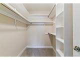 610 Clinton St - Photo 11