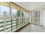 610 Clinton St - Photo 18