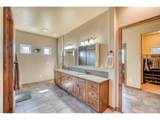 990 Hamilton Creek Rd - Photo 32
