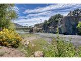 990 Hamilton Creek Rd - Photo 6