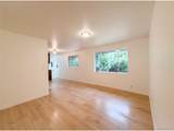 1950 Edgewood Dr - Photo 10