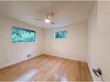 1950 Edgewood Dr - Photo 20