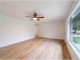 1950 Edgewood Dr - Photo 24