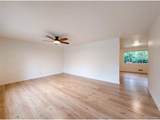 1950 Edgewood Dr - Photo 3