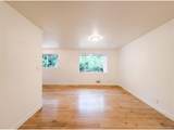 1950 Edgewood Dr - Photo 8
