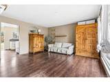 9755 Elizabeth St - Photo 4