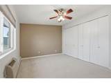 710 Clinton St - Photo 11