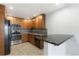 710 Clinton St - Photo 7