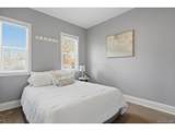 3223 Grove St - Photo 15