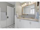 3223 Grove St - Photo 16