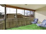 725 Clinton St - Photo 14