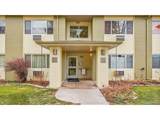 725 Clinton St - Photo 2