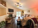 11867 Meadowood Ln - Photo 12