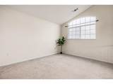18611 Stroh Rd - Photo 20